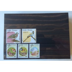 Pak (100) zwarte insteekkaarten DZT met 5 stroken voor postzegels